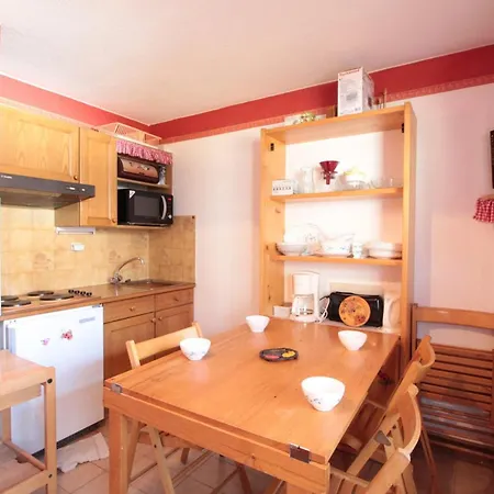 Appartement 4 Pers Avec Balcon, Proche Pistes Et Commerces, Centre Village - Fr-1-572-165 *
