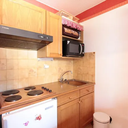Appartement 4 Pers Avec Balcon, Proche Pistes Et Commerces, Centre Village - Fr-1-572-165 *