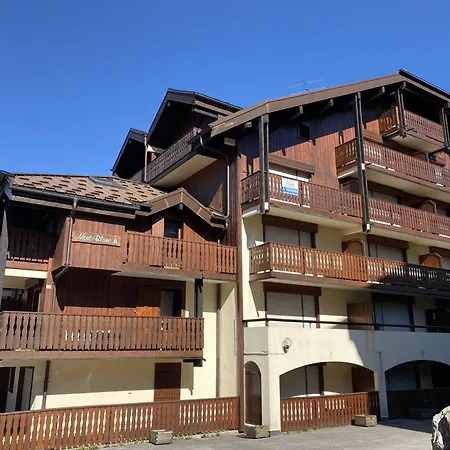 Appartement 4 Pers Avec Balcon, Proche Pistes Et Commerces, Centre Village - Fr-1-572-165